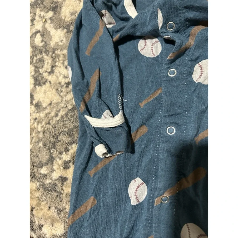 Kickee Pants Bamboo Baseball Convertible Gown/outfit Size 3-6 Months